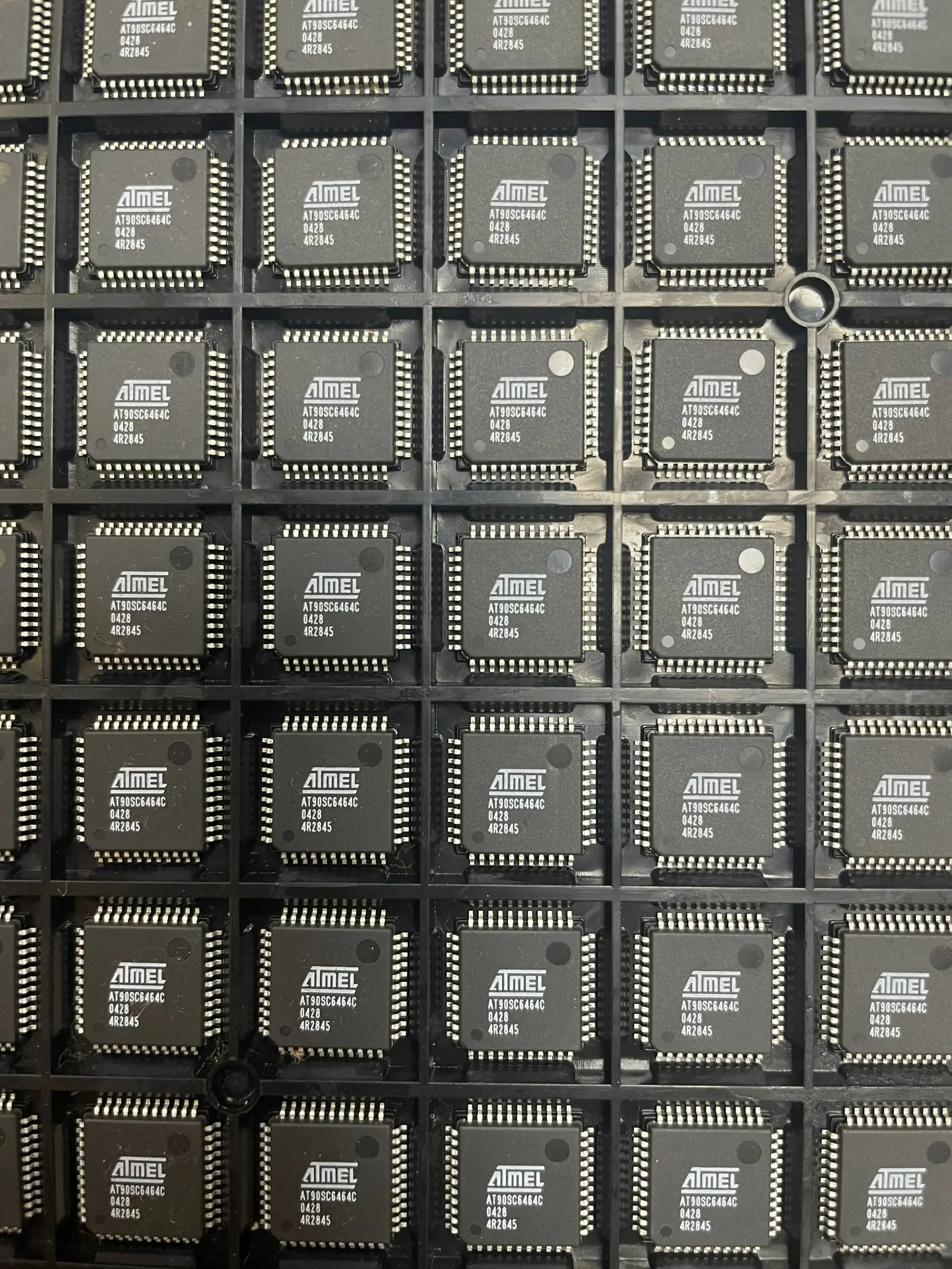10PCS/LOT AT90SC6464C QFP44 New Original In Stock
