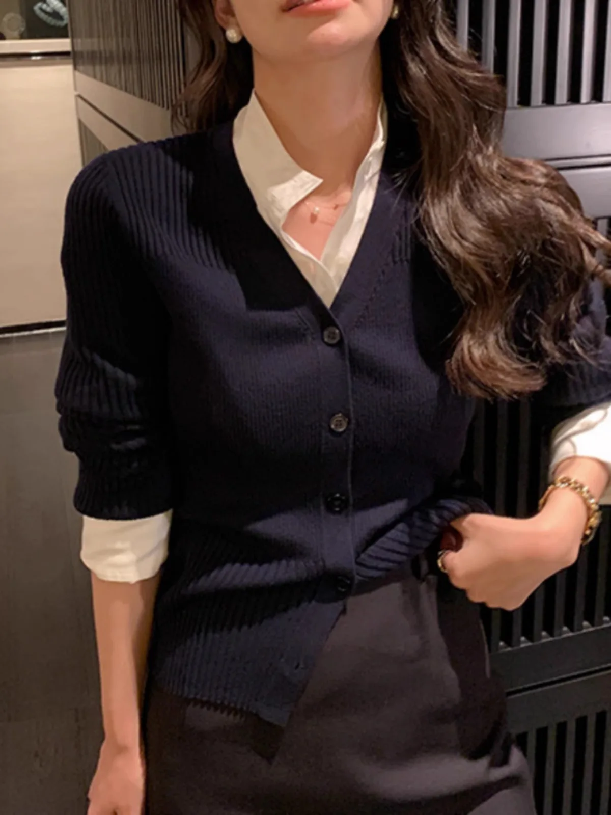2024 new fashion V-neck 100 pure cashmere knit cardigan women spring and autumn lean all short top coat