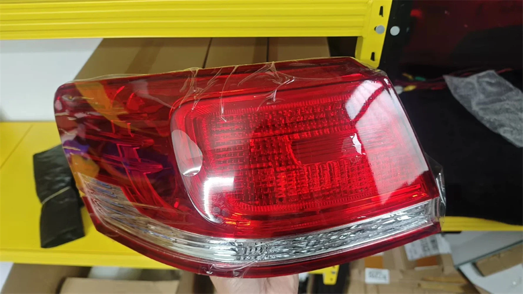 Car left side Tail Light assembly for Toyota Camry Brake Driving Reversing rear Lamp Turn Signal