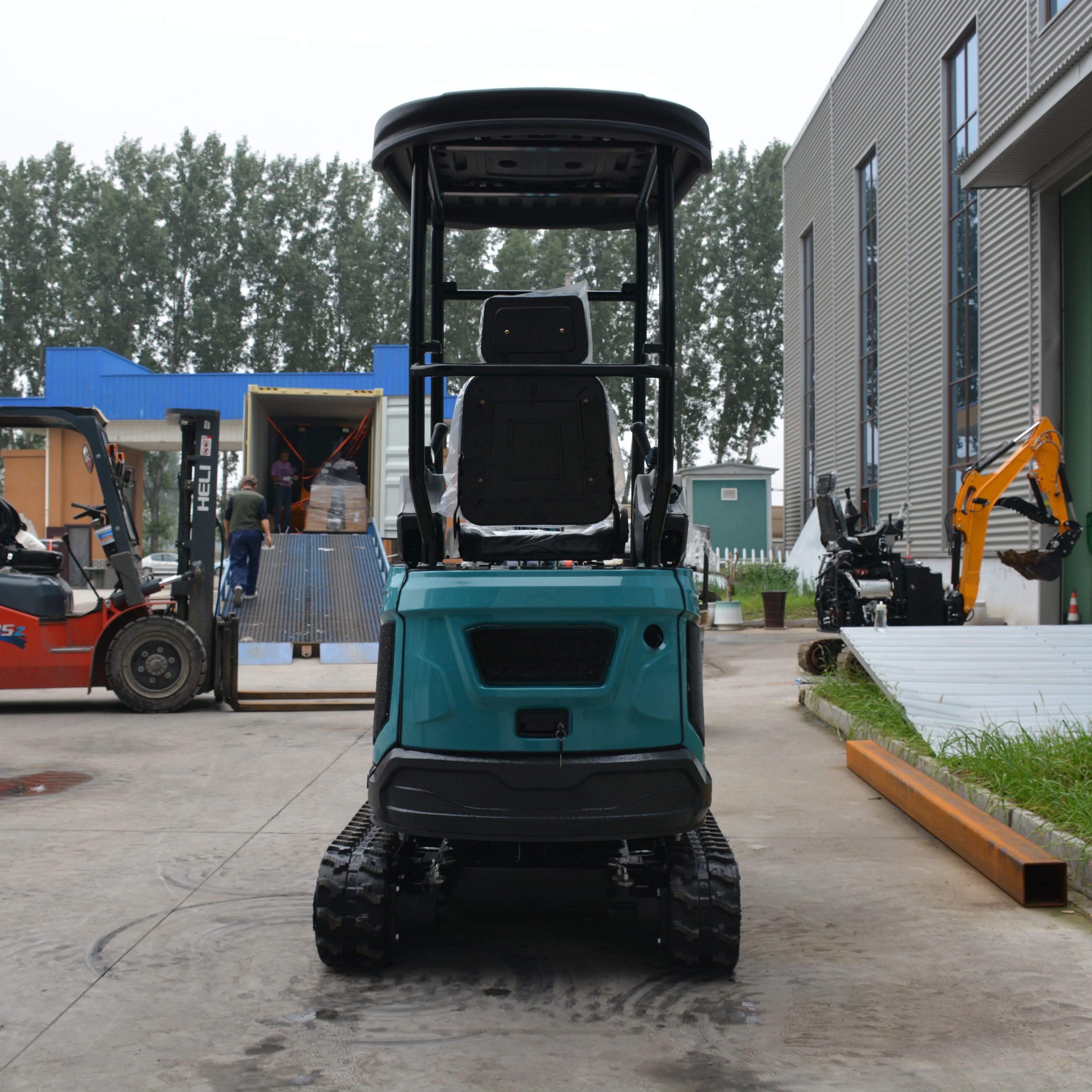 

Мини-экскаватор Kubota, двигатель 1,8 тонны, гусеничный малый экскаватор, 1800 кг, 2-тонный гидравлический фермерский небольшой экскаватор на продажу