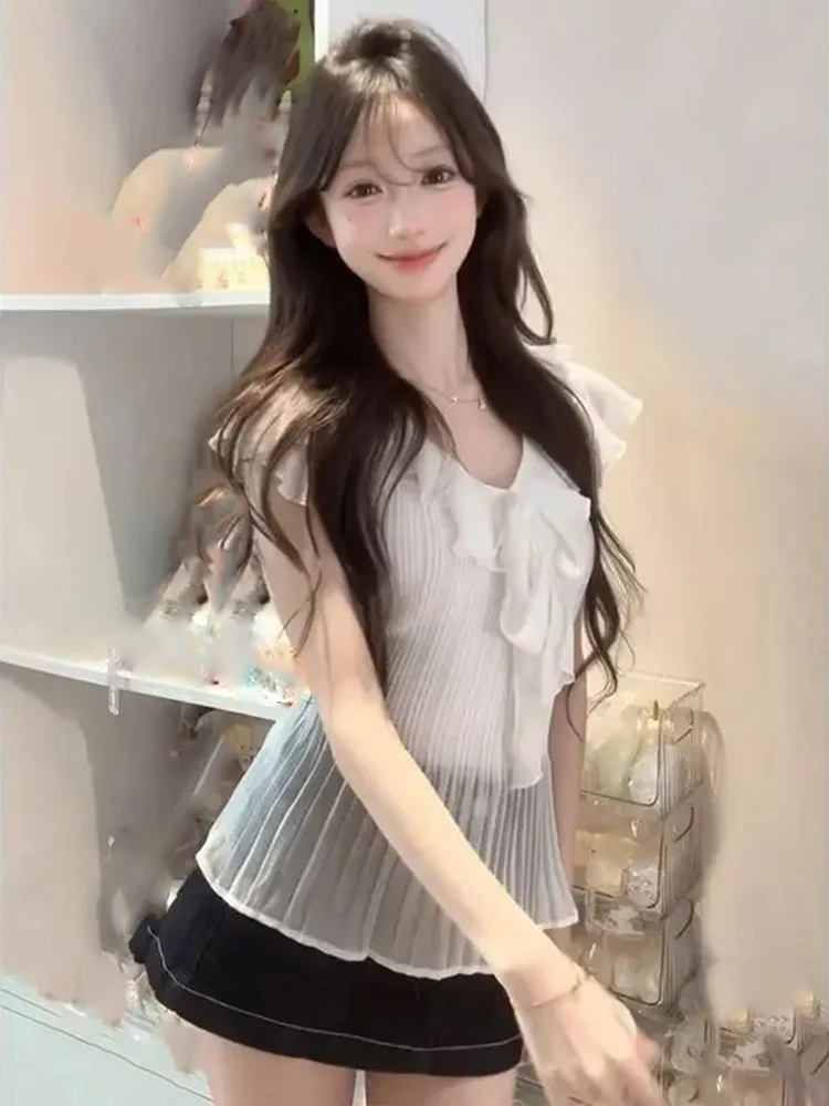 قمصان بيضاء ملابس نسائية 2025 قمصان دي موخير قصيرة الأكمام الخامس الرقبة طيات البلوزات سليم صالح الكشكشة رقيقة بلوزات من الشيفون الإناث