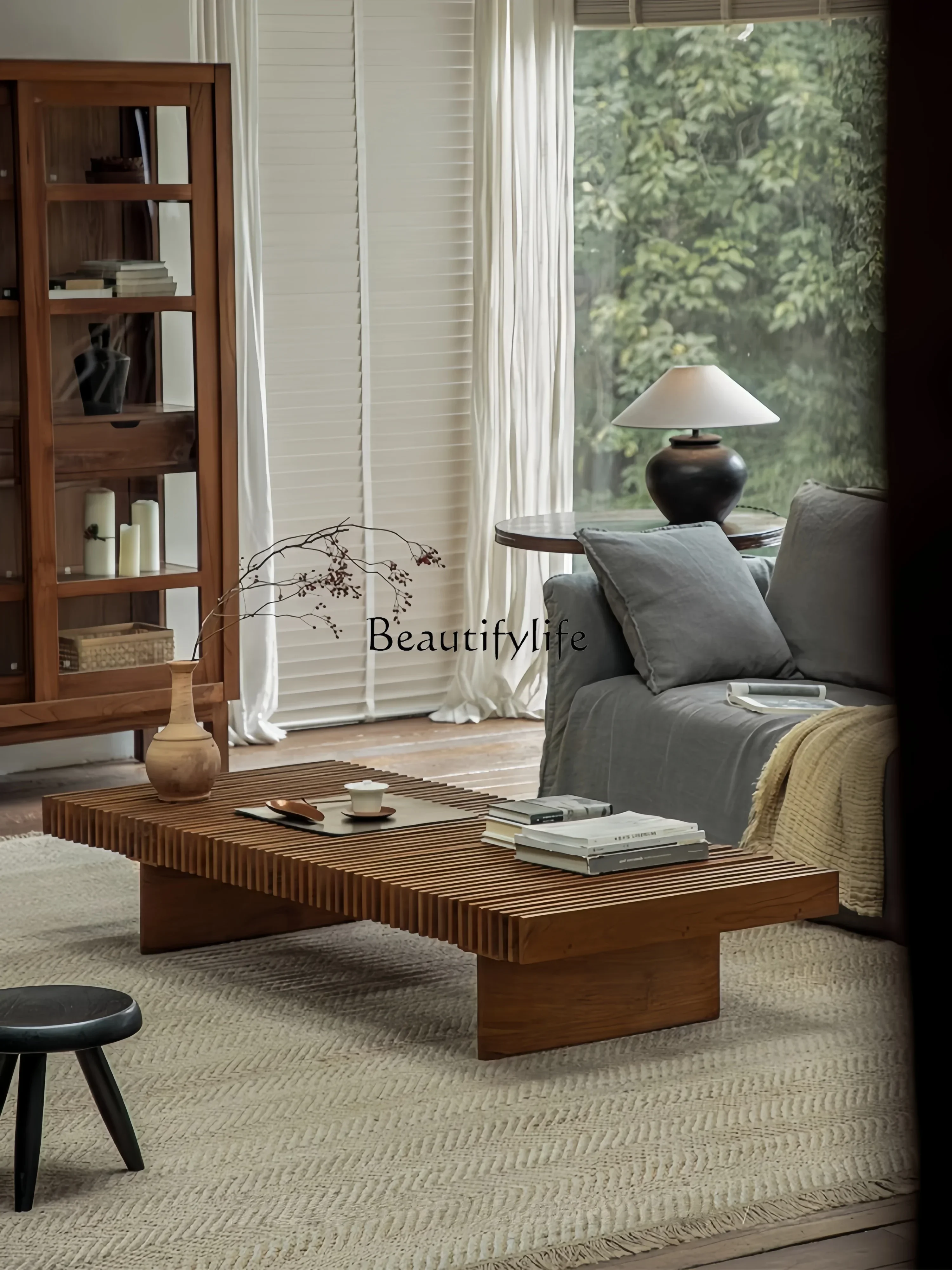 

02 Medieval retro style imported teak creative B & B hotel all solid wood