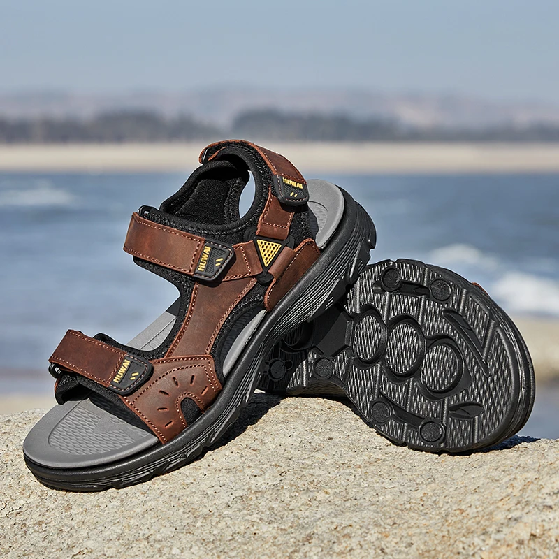 

Man Sandals Summer Versatile Outdoor Water Sneakers Flat Bottomed Anti Slip Handmade Open Toe Hollow Leisure Beach Sandals