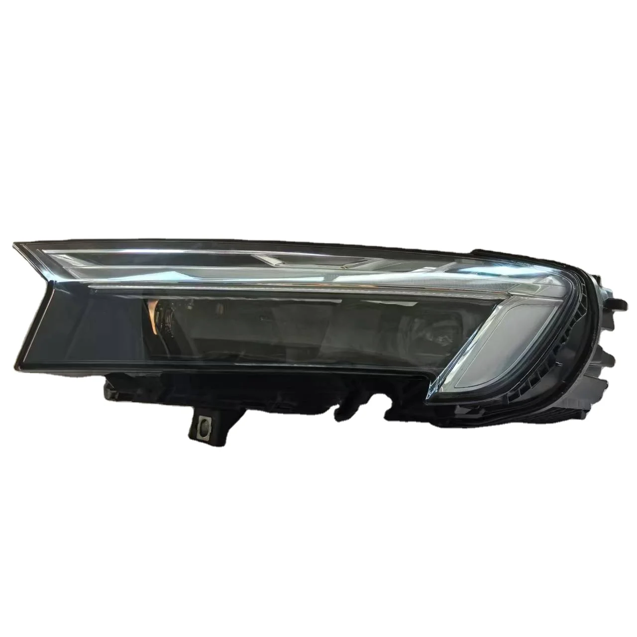 

Original High-quality for Audi Q7 Headlight 2024-2025 Audi Q7 SQ7 Matrix LED Headlight Oem 4M0941039D 4M0941040D
