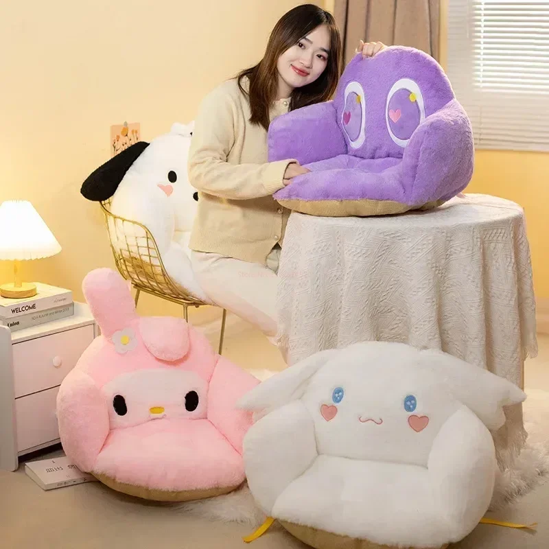 Cartone animato Sanrio Cinnamoroll Kuromi inverno peluche mezzo circondato cuscino nero schienale dormitorio ufficio cuscino sedia antiscivolo