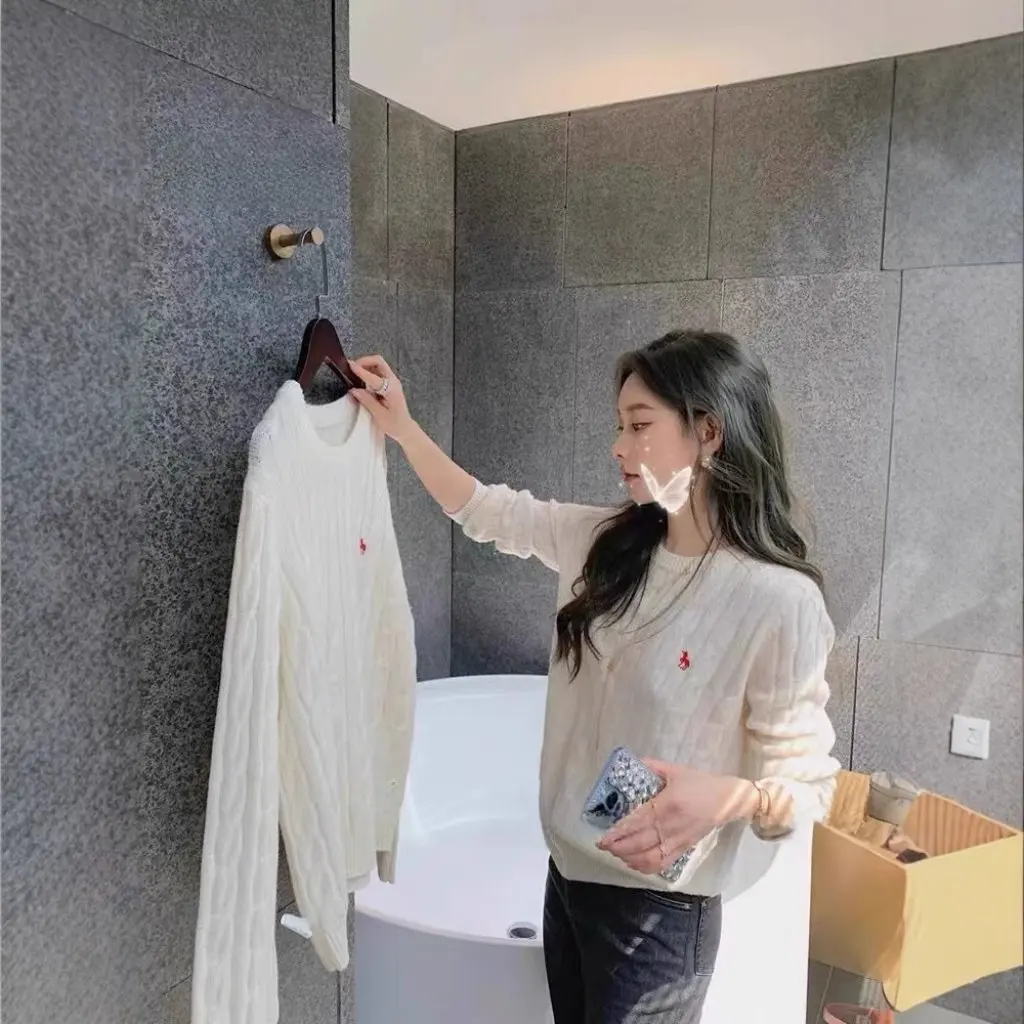 

Ma Biao Women's round Neck Pullover Sweater College Style Long Sleeve Twist Wool Trendy All-match Top
