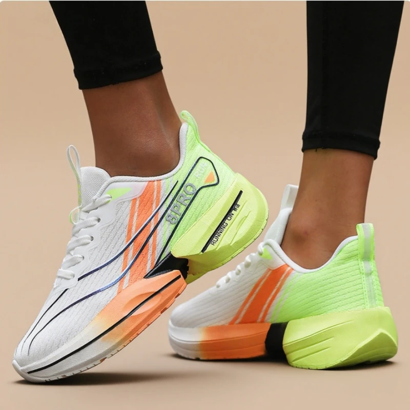 

Women's Carbon Plate Sneakers Ultra-light Breathable Comfortable Soft Sole Running Shoe Marathon Cushion Carbon Plate Sneakers
