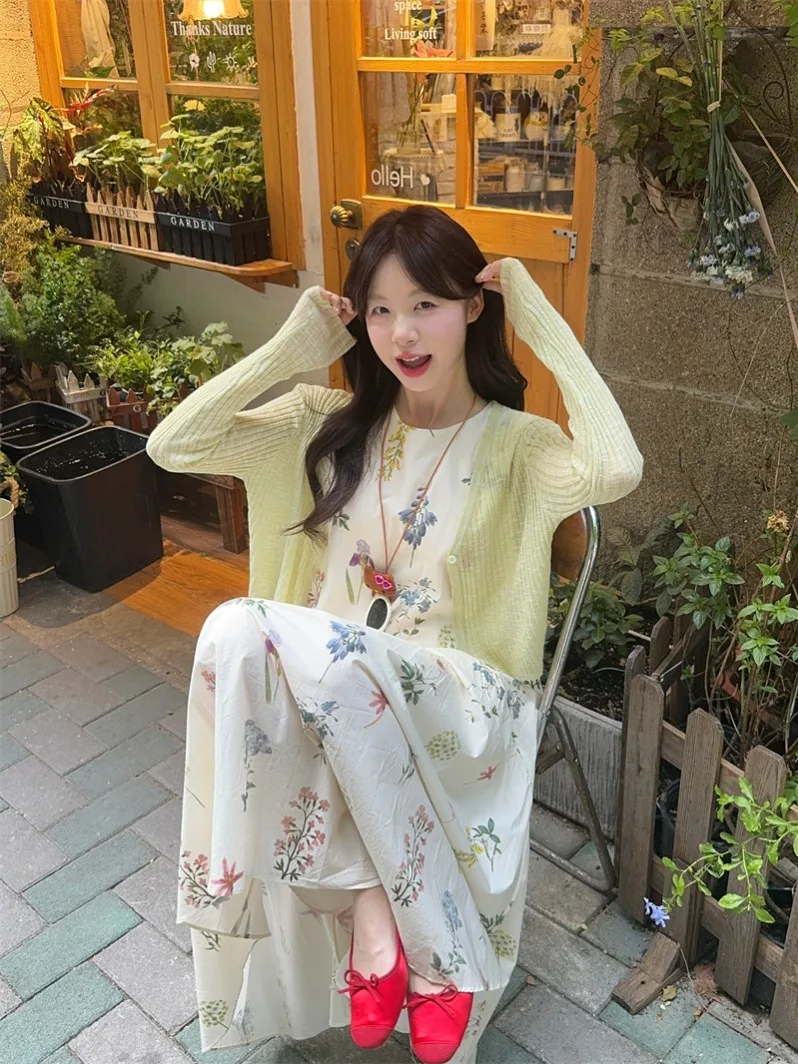 

Sweet Girls Two Piece Dress Sets Autumn New Long Sleeve Knitted Cardigan + Floral Printed High Waist Slim A Line Long Vest Dress