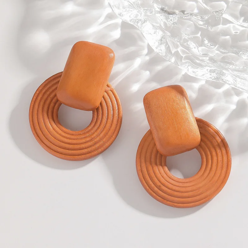 Bohemian Geometric Round Earrings for Women High-End Exaggerated Elegant Natural Wood Vintage Artistic Wooden Earrings