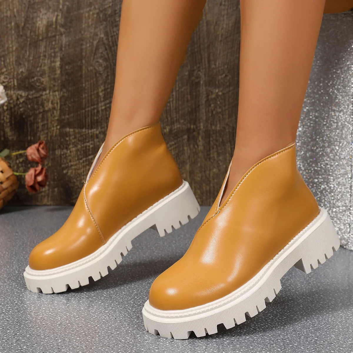 Winter-Damenstiefel mit mittelhohem Absatz, rutschfester Sohle und Reißverschluss hinten, modische High-Top-Schuhe, bequeme Outdoor-Sportschuhe. – Detail 31