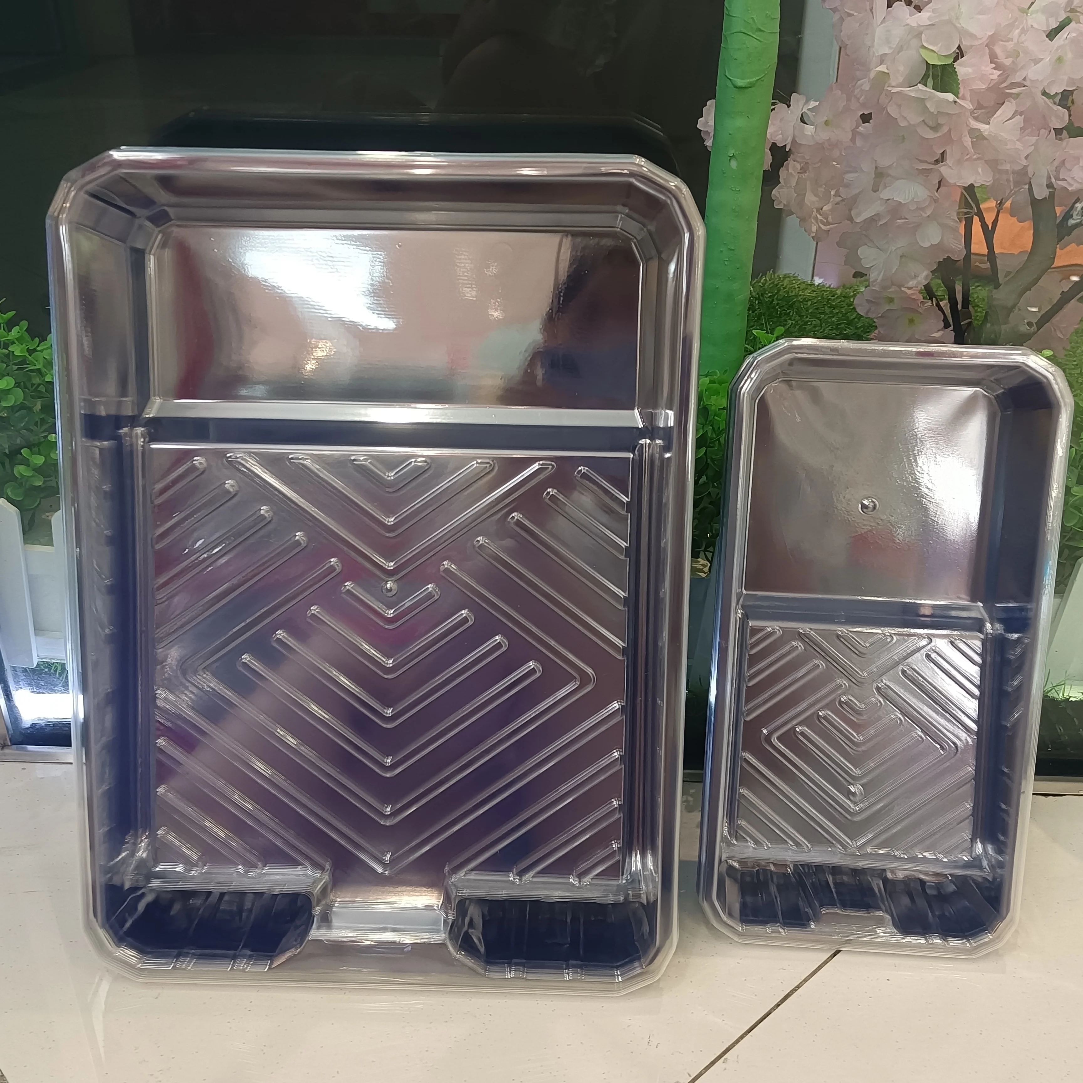 

12-Piece Paint Tray Set with 2 X 9-Inch to 4-Inch Paint Trays And 10 PET Replacement Mats for Painting Projects