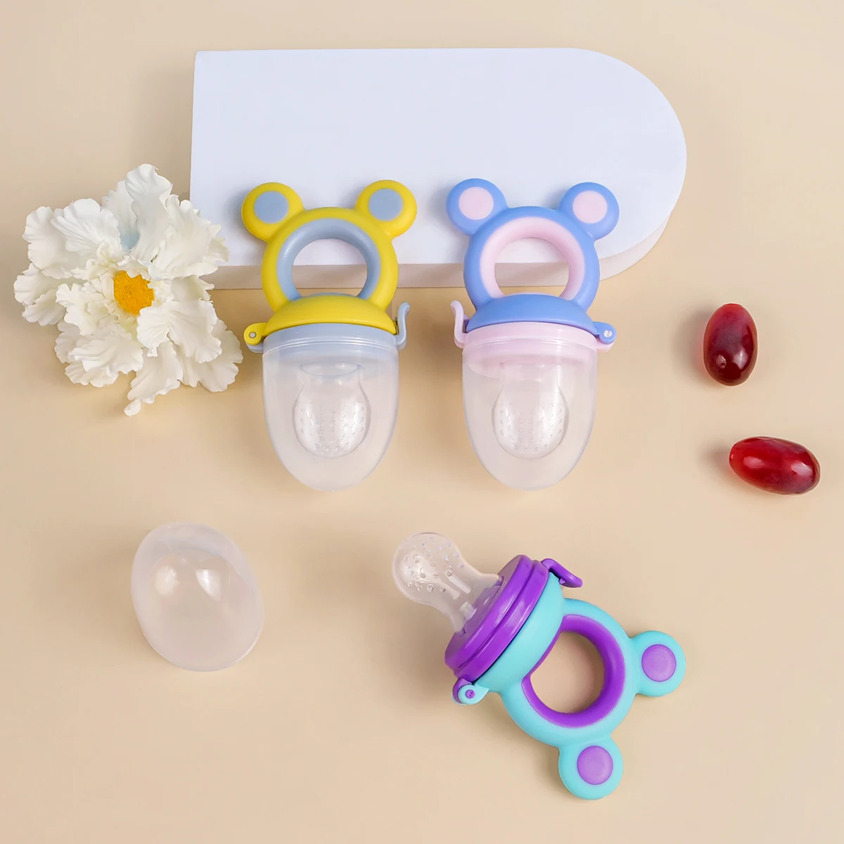 

4pcs Baby Pacifiers Feeder Cartoon Kids Fruit Food Feeder Nipples Feeding Safe Supplies Nipple Teat Bottle BPA Free