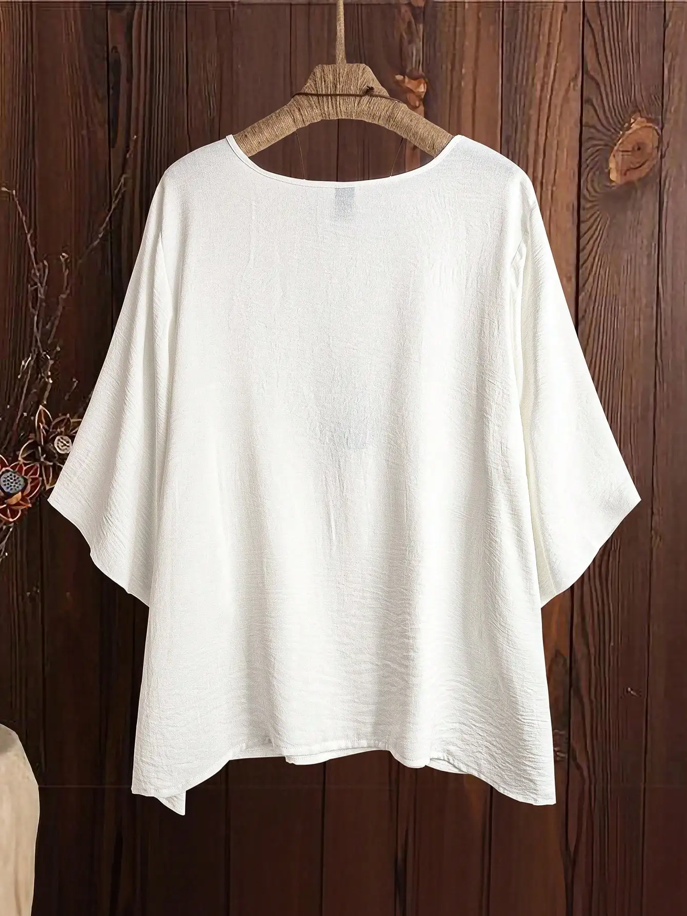 

Loose White Round Neck 3/4 Sleeve Blouse For Women Casual Comfortable Fabric Plus Size Spring Summer Autumn