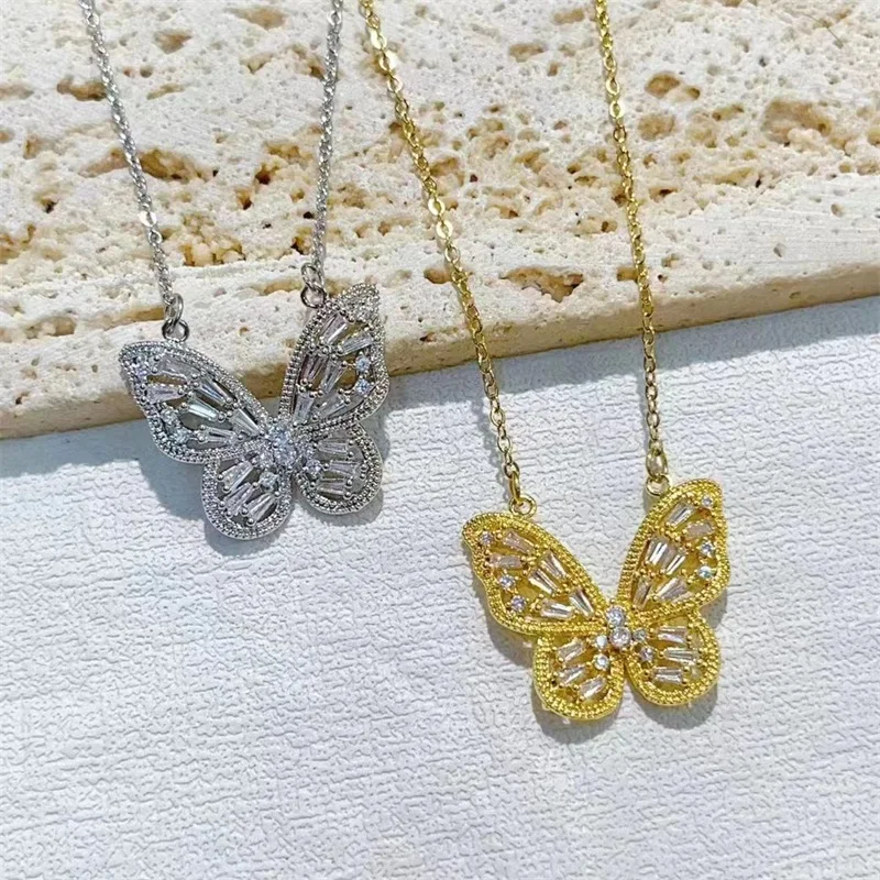 شخصية الفولاذ المقاوم للصدأ فراشة قلادة ، سلسلة الترقوة رائعة ، مجوهرات رومانسية بيضاء ، والأزياء الكلاسيكية