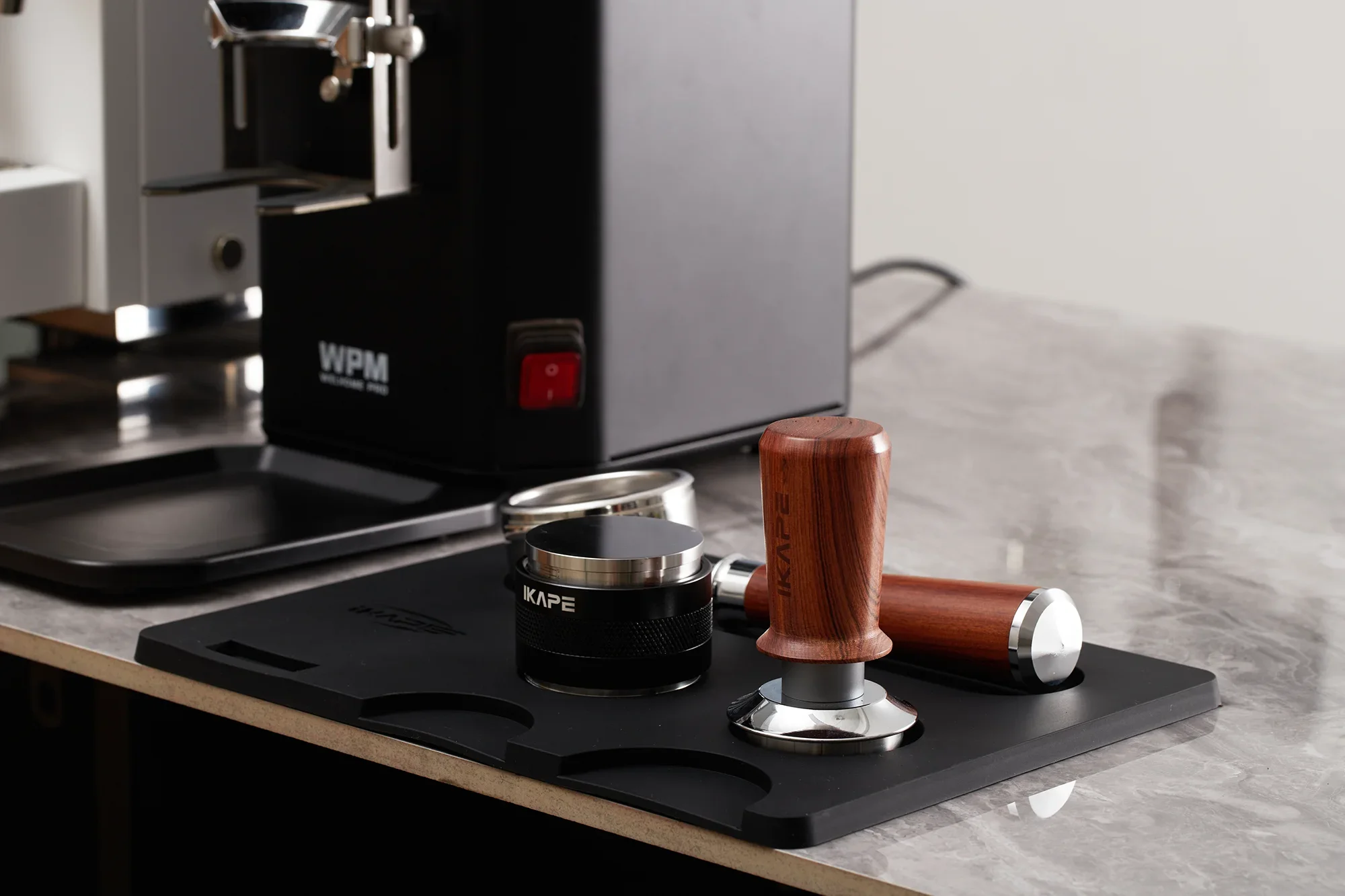 IKAPE Espresso Tamper Station Mat, Distributor & Portafilter Holder Mat, Food Safe & Non-Slip Espresso Silicone Coffee Mat