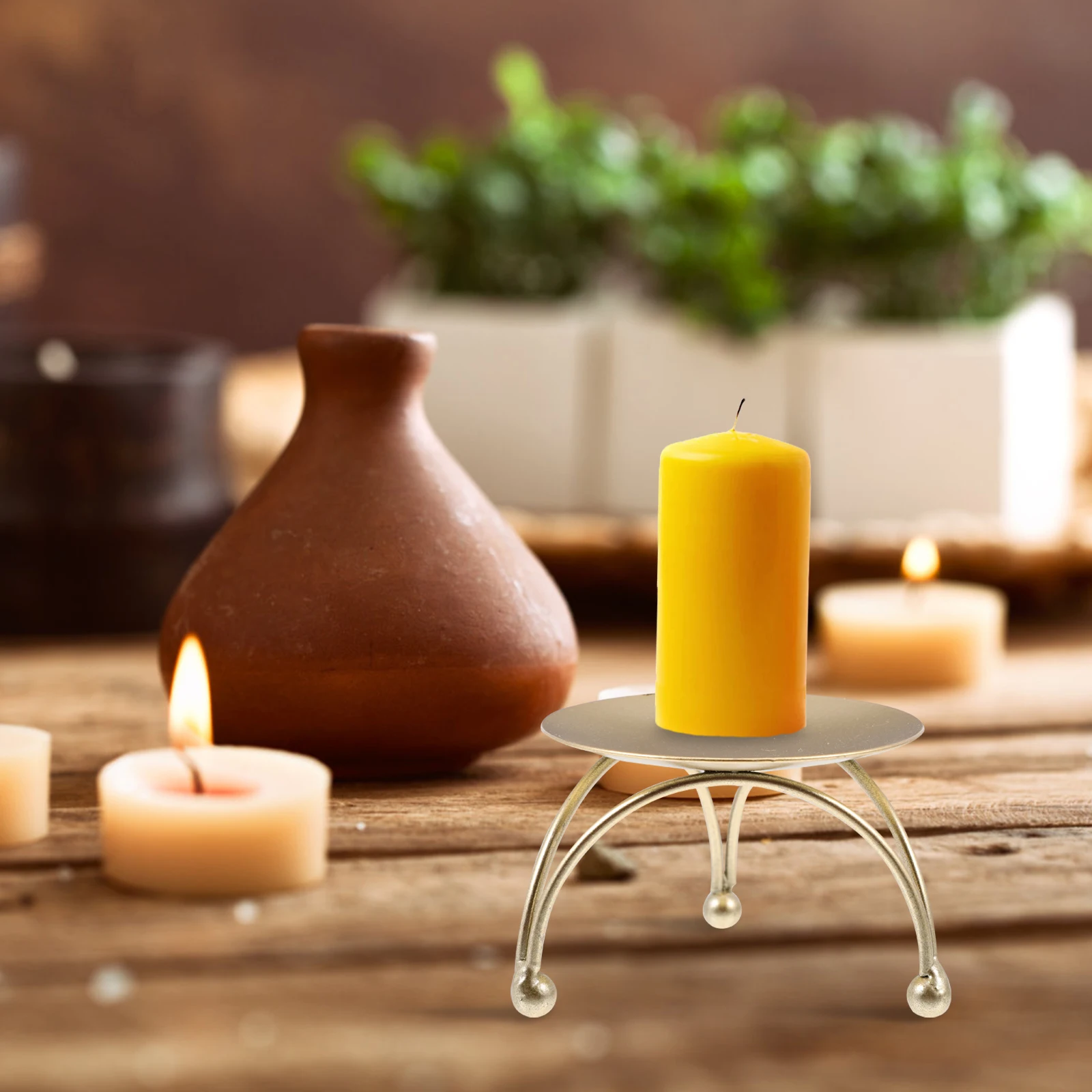 

2Pcs Desktop Candlestick Decor Simple Iron Holder for Home Dining Table Creative Furnishing Round Table Decoration