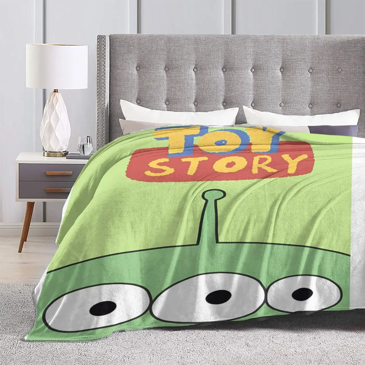 Toy Story Alien Flannel Blanket Super Soft Throw Blanket for Couch Bed Picnic Funny Bedspread Sofa Bed Cover