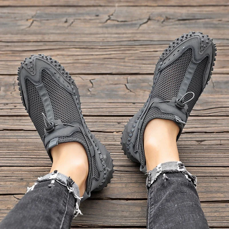 Brand Summer Mesh Men's Shoes New Breathable Flat Casual Shoes Outdoor Walking Men's Sneakers Hiking Shoes Zapatillas Hombre