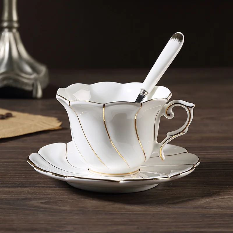 

European Style Gold Wave Bone China Coffee Cup Saucer Spoon Set 200ml Ceramic Cup High-grade Porcelain Teacup Drinkware Dropship