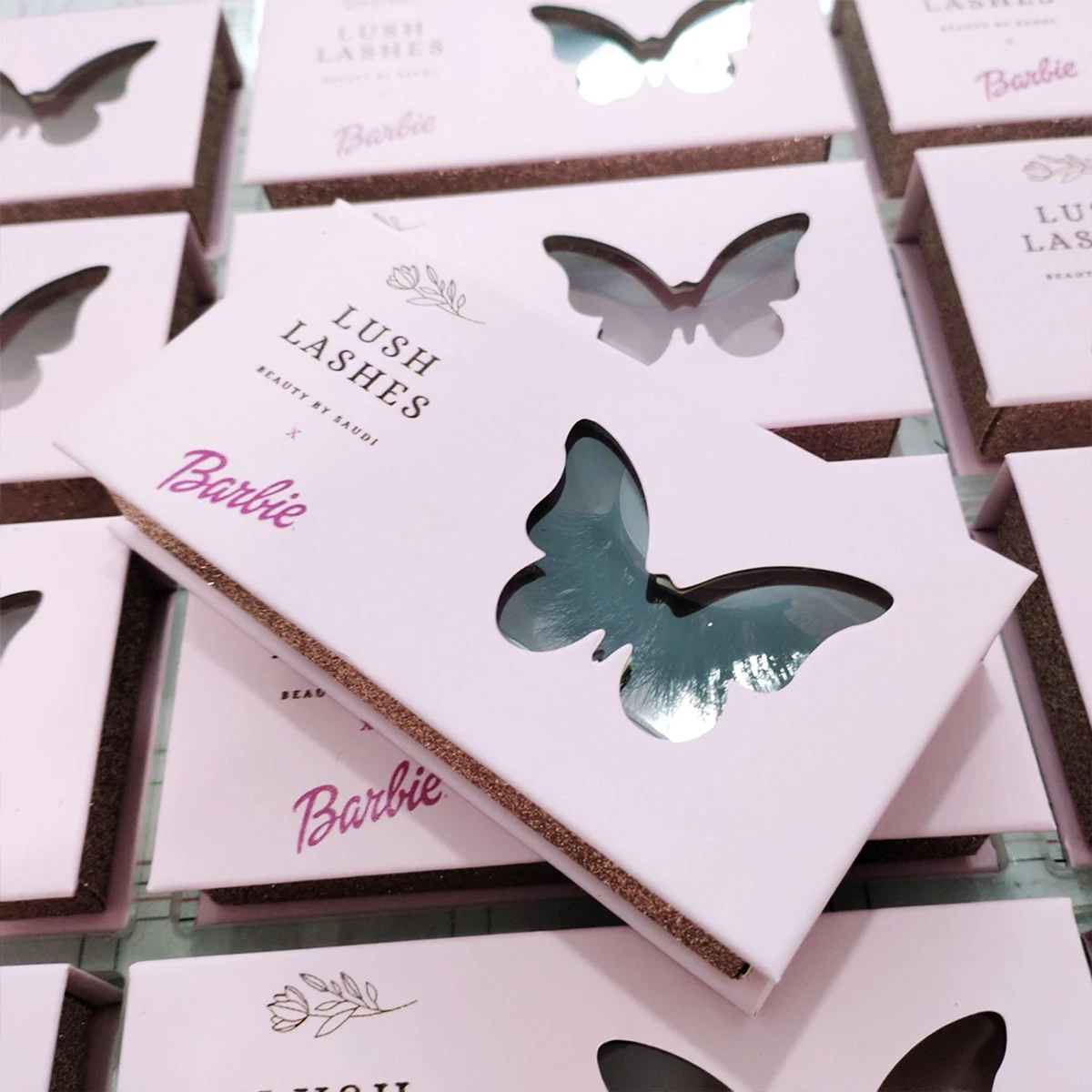 Wholesale Magnetic Butterfly Boxes Package 25mm False Mink Eyelashses Cases Custom Brand Logo Empty Lashes Box Packaging In Bulk