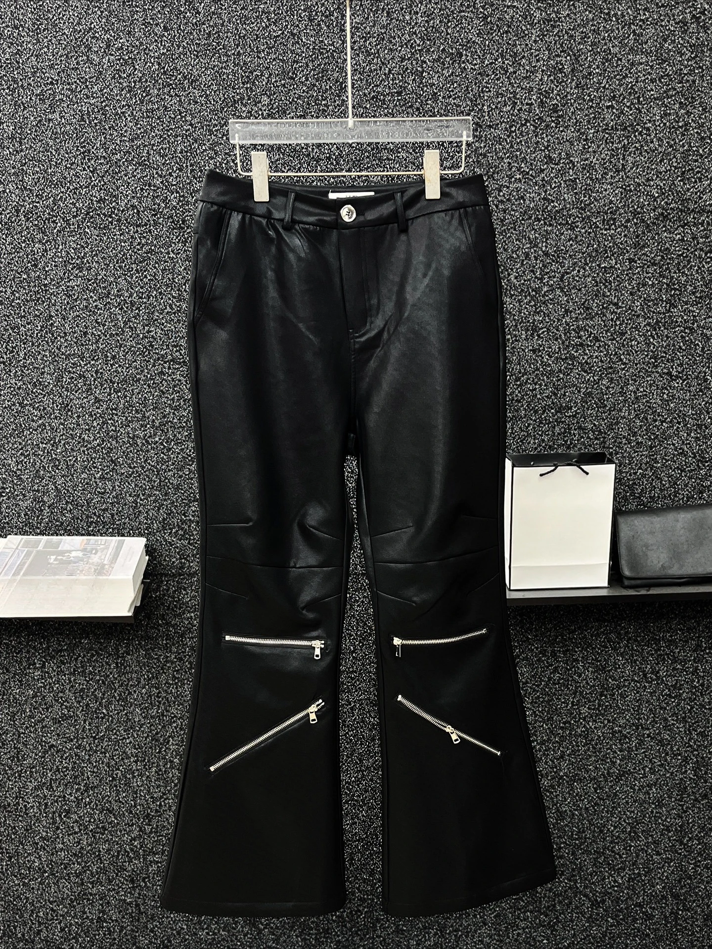 Men's 2025 Spring Autumn New Fashion Loose Comfort Micro Flared Pants Male High Street Pants High-end Multi-zipper Chic Trousers