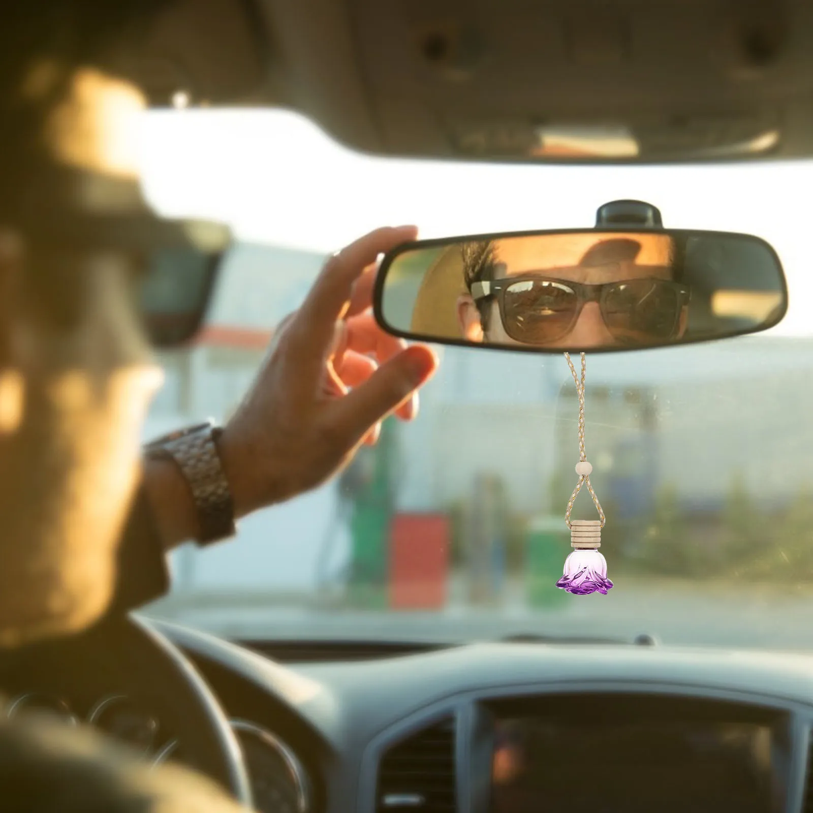 

6Pcs Hanging Perfume Bottle Pendants Rose Shape Car Aromatherapy Diffuser Small Refillable Essential Oil Bottles Car Interior