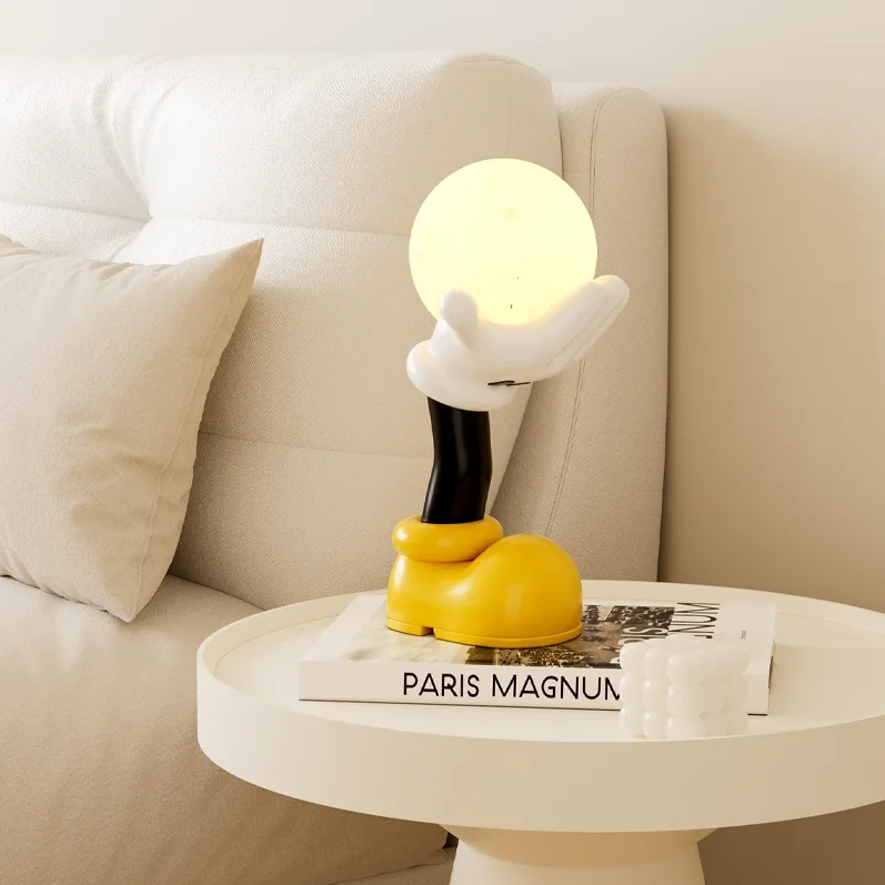 

[VIP] Mickey mouse Hand held lamp Resin Action figure Table Night Lamp toys statue collection model bedroom decoration baby gift