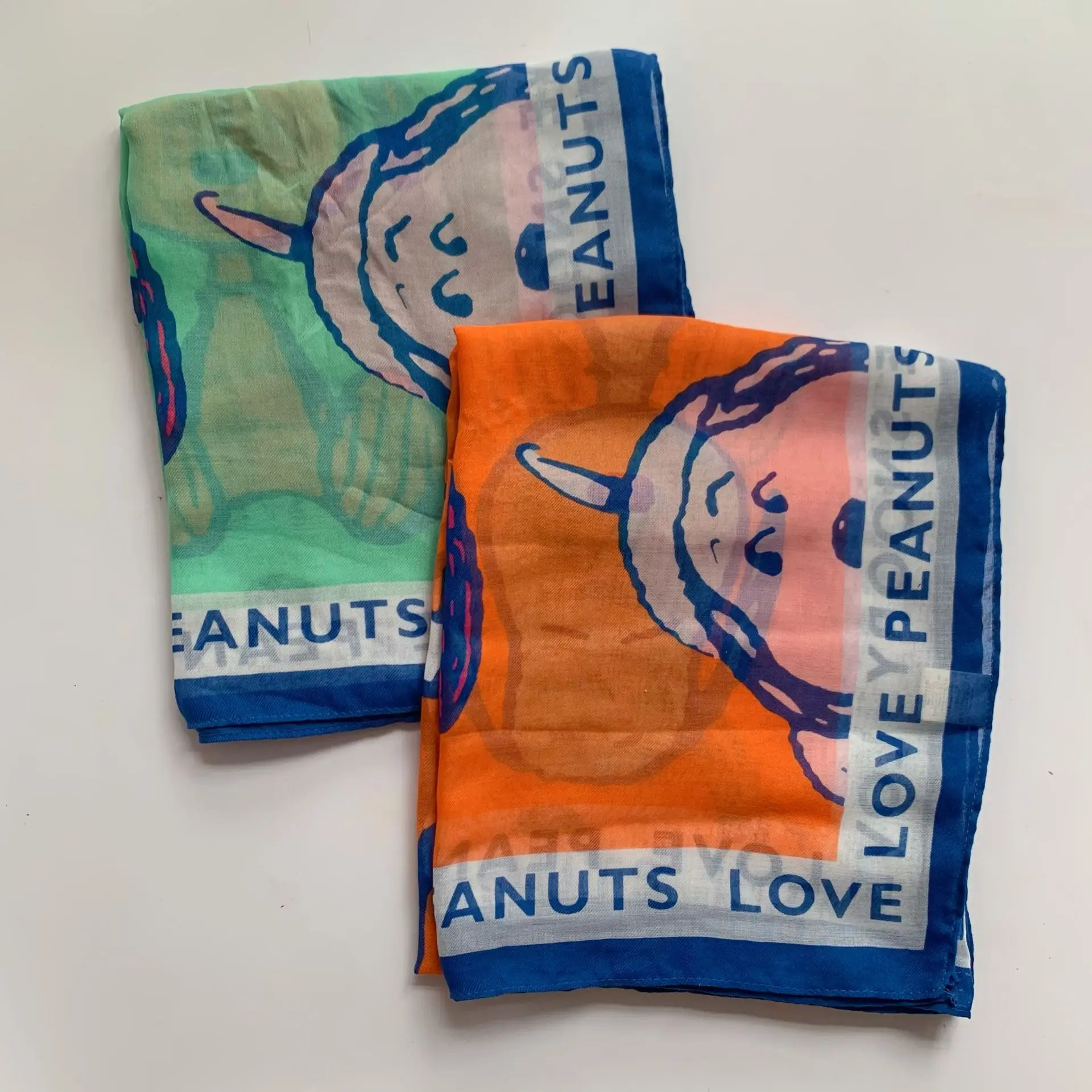 Miniso lindo primavera y verano nuevo chal bufanda de dibujos animados Snoopy