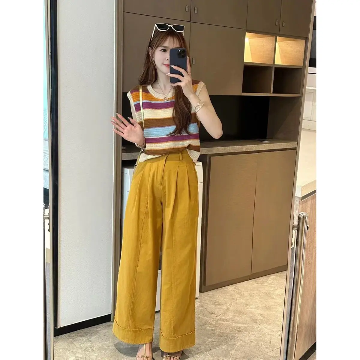 

Summer Casual Knitted Vest Top Korean Style Color Block Striped Wide Leg Pants Fashionable Two Piece Set for Women