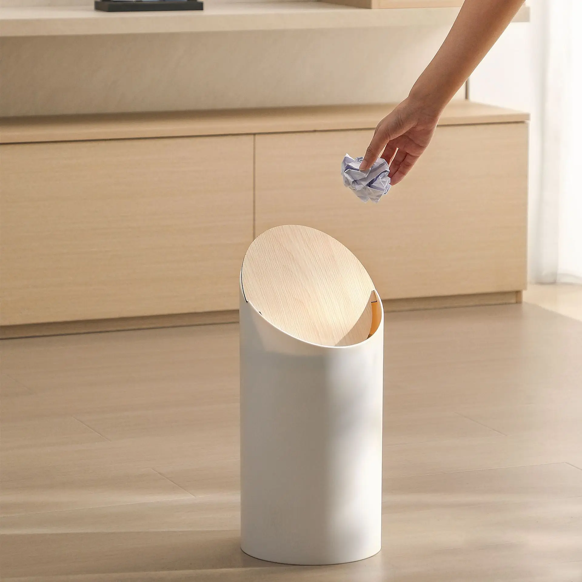 【Zhubai Home】Trash Can Creative Japanese Style Flip Storage Barrel Home with Pressure Ring Beveled Cream Wind Trash Basket