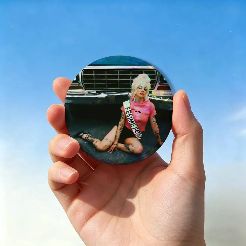 FEMME FATALE M-Mon Laferte Badges Personalized Handmade Round Brooches Pins Accessory 25mm 75mm 44mm
