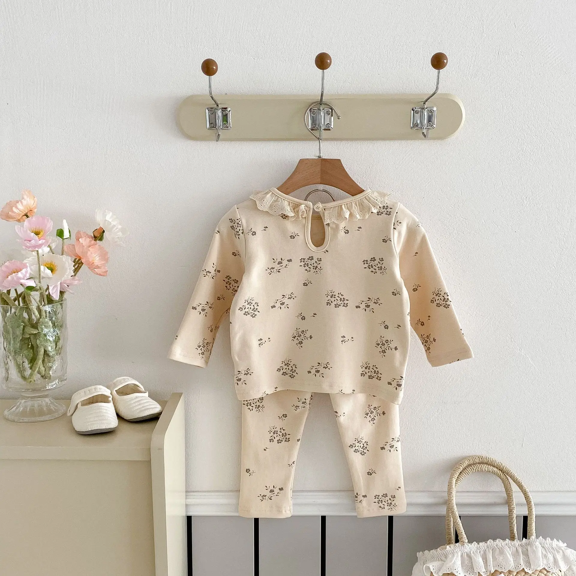 Girls' Loungewear Set Korean Medium and Small Children's Retro Lace Girl Baby Cute Floral Children's Pajamas Two-piece Set