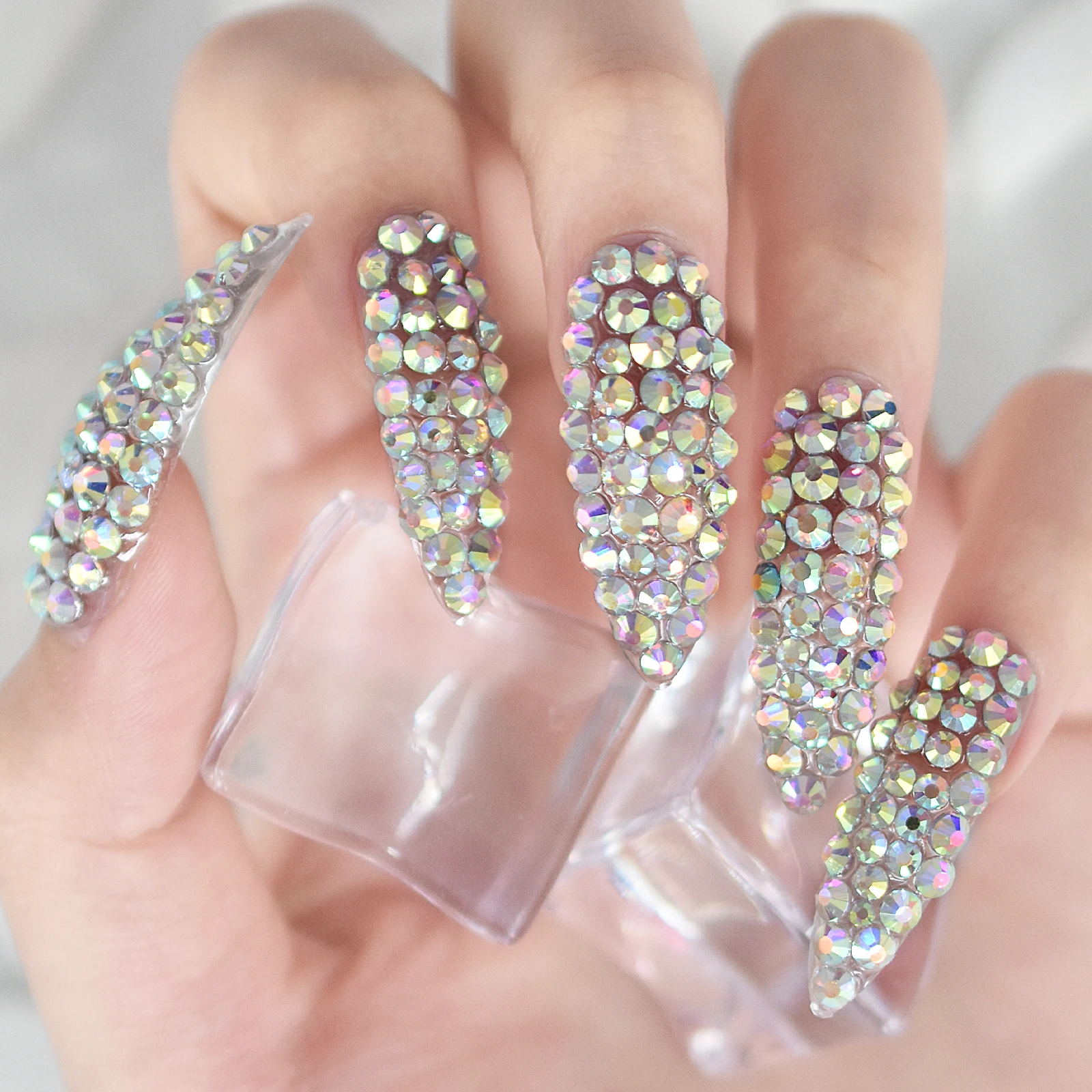 Volle Abdeckung 3D Strass Falsche Nägel Extra Lange Stiletto Künstliche Nägel Drücken Sie auf Nägel Luxus Salon Maniküre DIY Wiederverwendbare Nagelspitzen