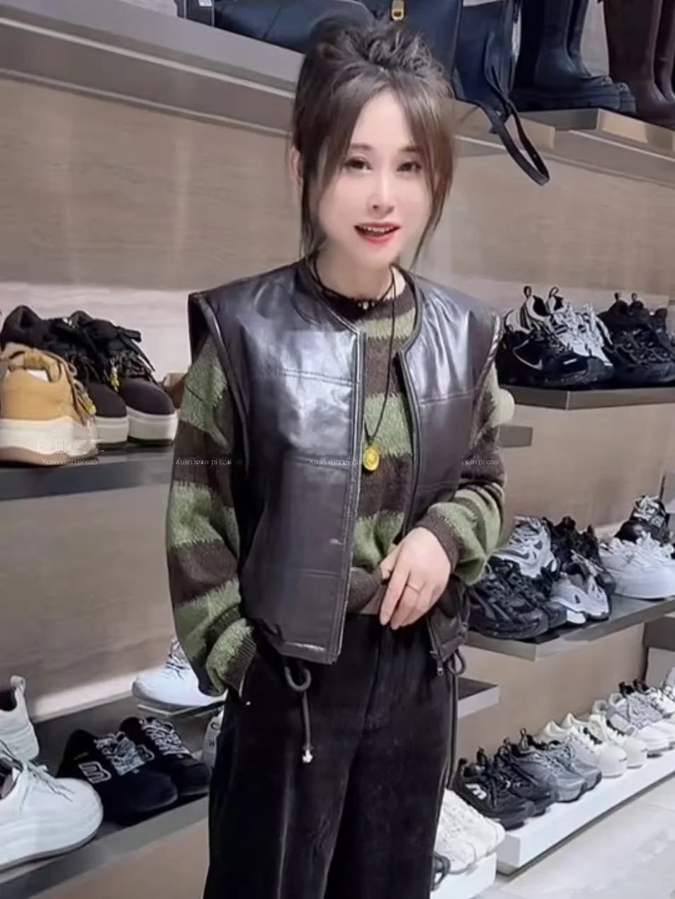 

New Faionable round Ne Diamond Pattern Cotton Woolen eepskin Leather Jaet Women's Loose Slimming 2025