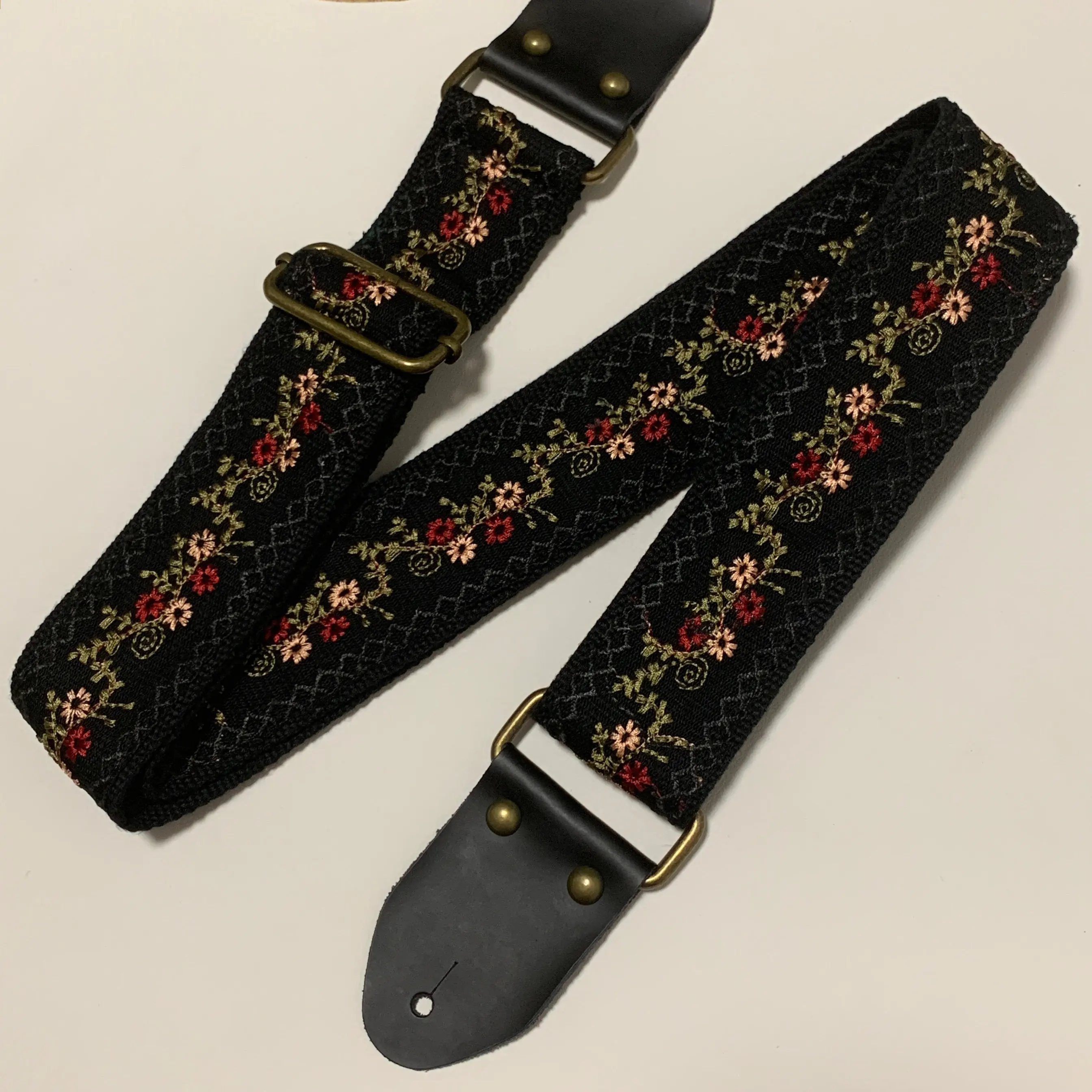 Handmade Embroidered Guitar Strap Vintage Thick Leather Electric Bass Guitar Straps