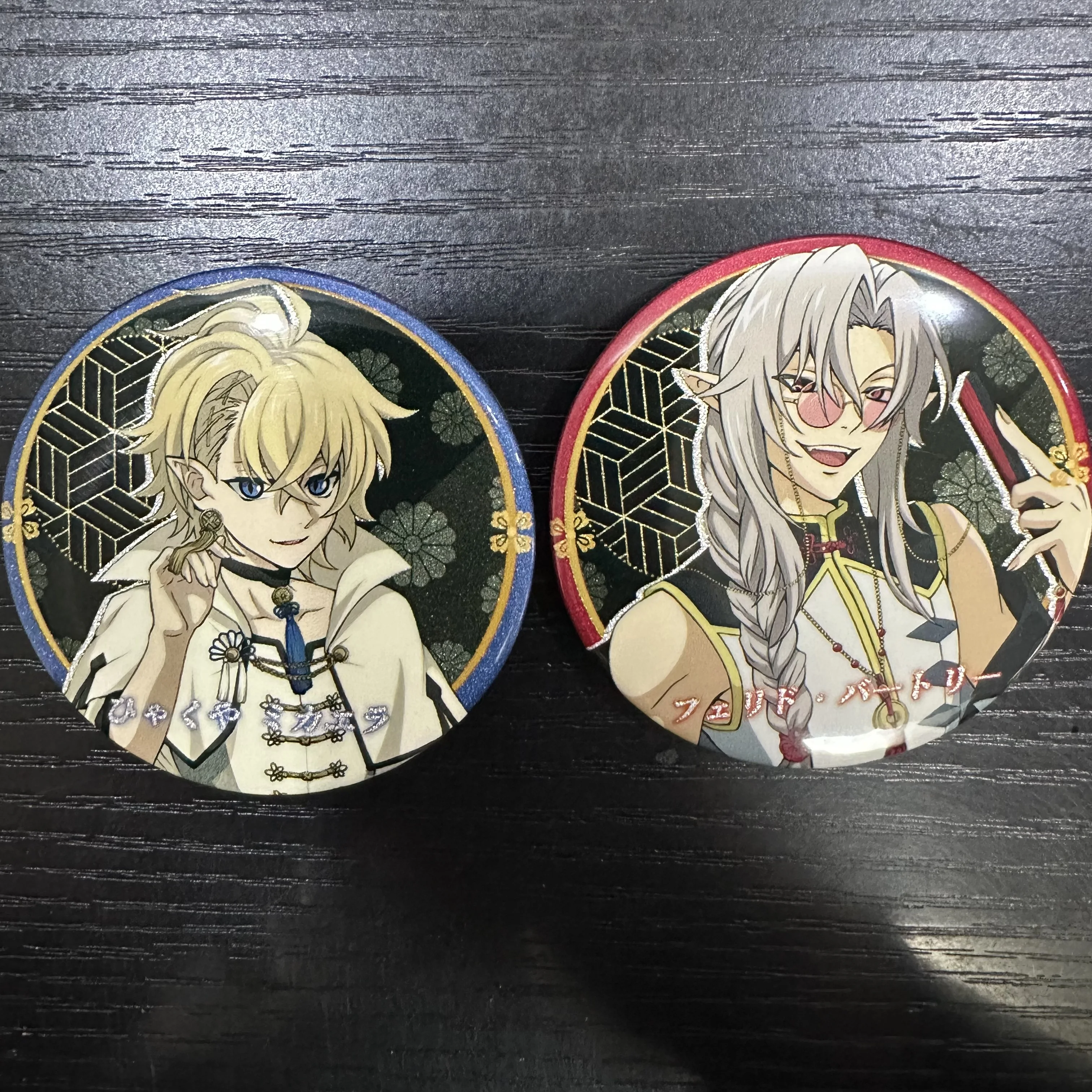 Anime Seraph of the end Figures Mikaela Hyakuya Yuichiro Hyakuya Cosplay Kawaii Metal Badge Bag Pins Fans Christmas Brooch Gifts