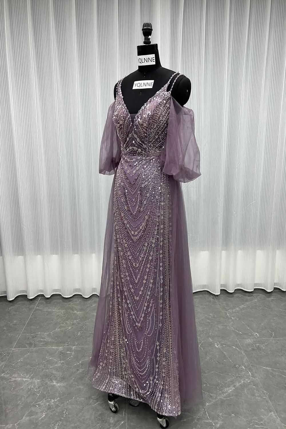 YQLNNE Dubai Mauve Pailletten bestickte Abendkleider Spaghetti Perlen formale Frauen Partykleid Meerjungfrau