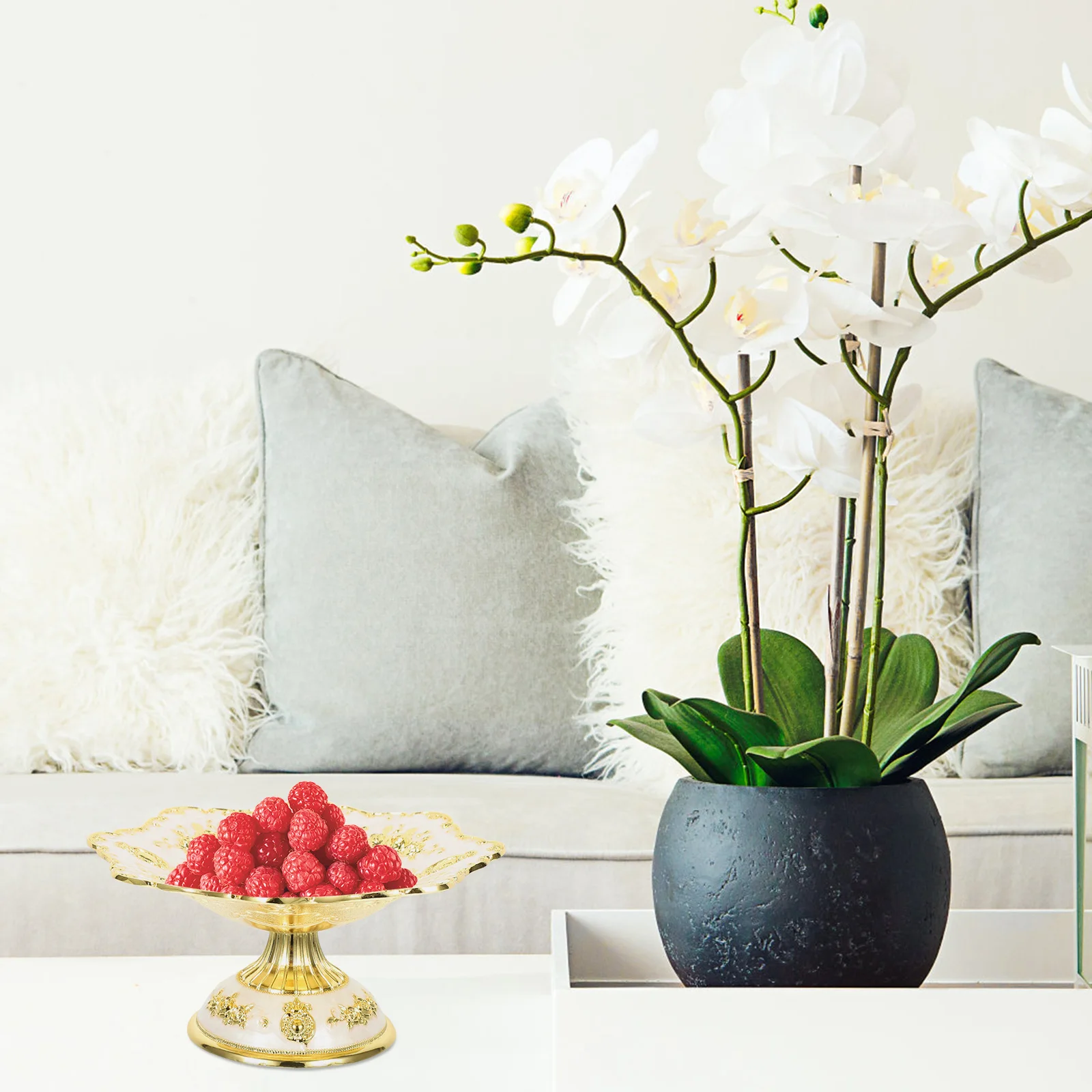 

Embossed Zinc Alloy Tray Fruit Serving Plate Snack Display European Style Party Dessert Banquet Wedding Birthday Kitchen