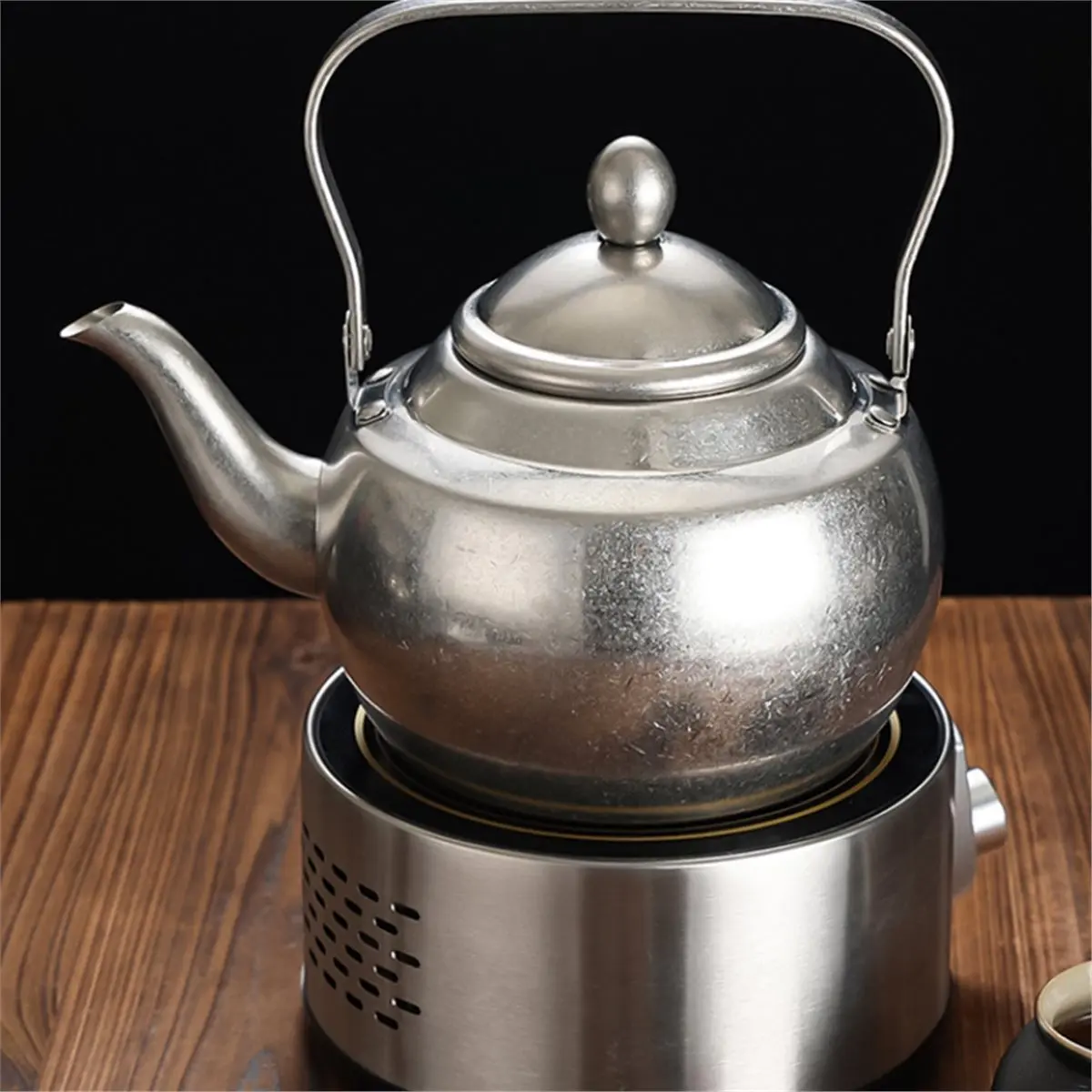DT81 Stainless Steel Teapot with Infuser Strainer, Thickened Water Kettle for Stovetop, Portable