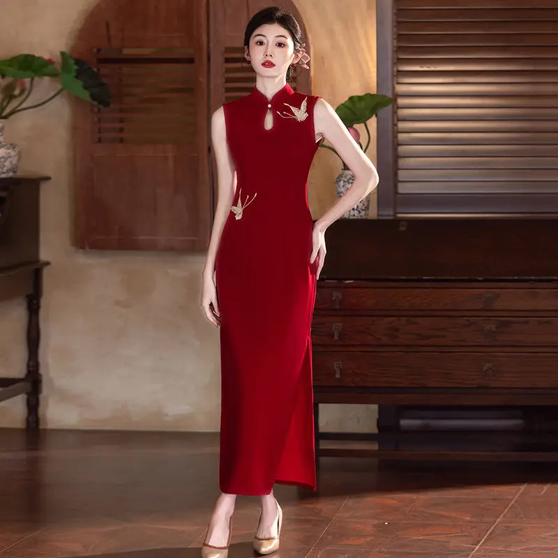 

Butterfly Embroidery Long Cheongsam Women Sexy Evening Party Dress Sleeveless Elegant Vintage Qipao Gown