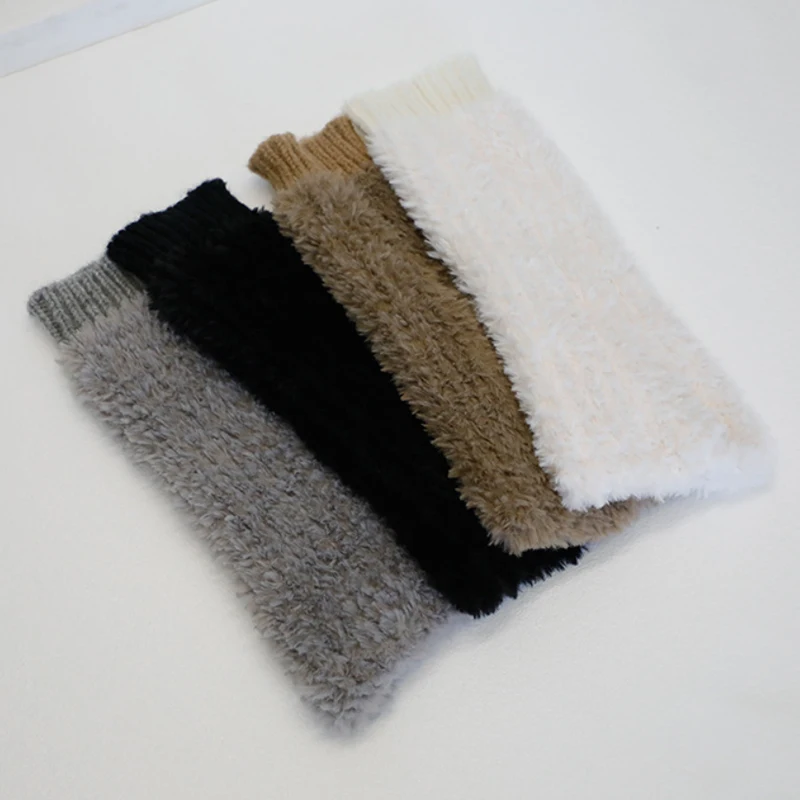 Calentadores de piernas de piel Artificial para mujer, calcetines de punto blancos y negros de Lolita japonesa para otoño e invierno, calentadores de piernas para mujer, cubierta para pies