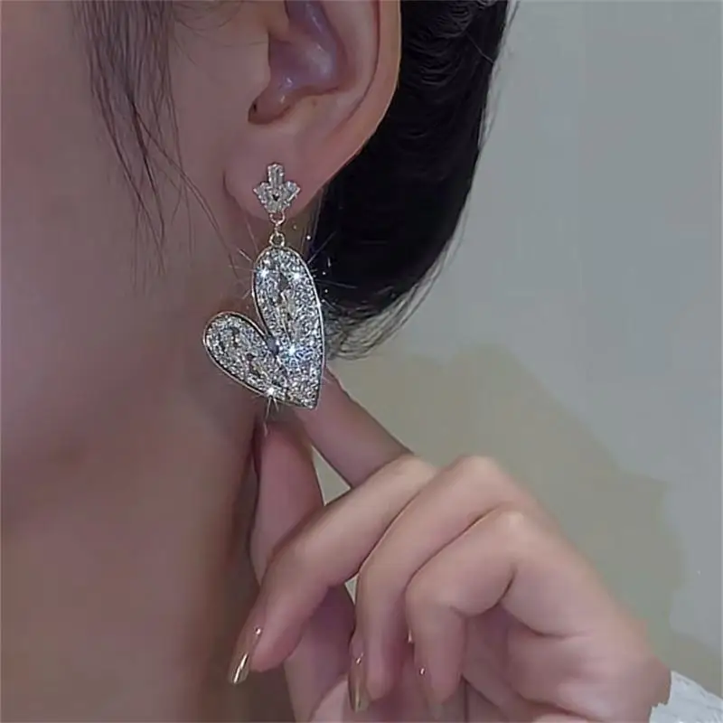 Full Diamond Fashionable Exquisite Creative Light Luxury Wind Earrings Crystal Popular Best-selling Heart-shaped Unique Delicate