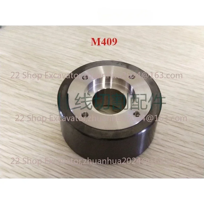 

M409C+M410C EDM Pinch Roller+Capstan Roller Set D57x25t (Black Ceramic Type) X055C008G51+X055C009G51 Feed Section