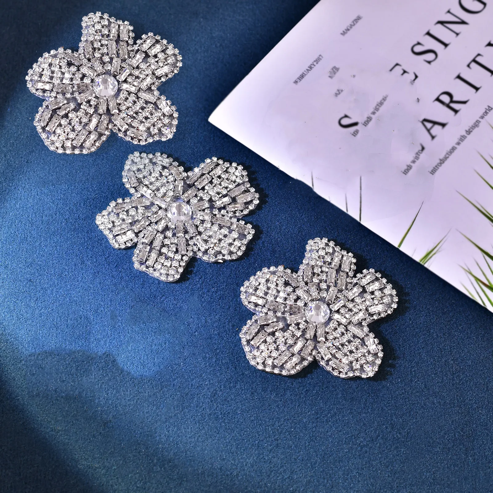 3PCS Sparkling Rhinestone Patch, Flower Shape Applique for Shoes, Hats, Clothes and Bags Decoration DIY Crafts Accessories SP163