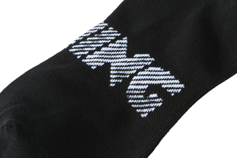 Li-Ning Unisex 3 Paar Socken im Sportstil für Herren und Damen, 22-28 cm, atmungsaktiv, mit LiNing-Schriftzug, atmungsaktive Sportsocken, AWTV005 – Detail 7