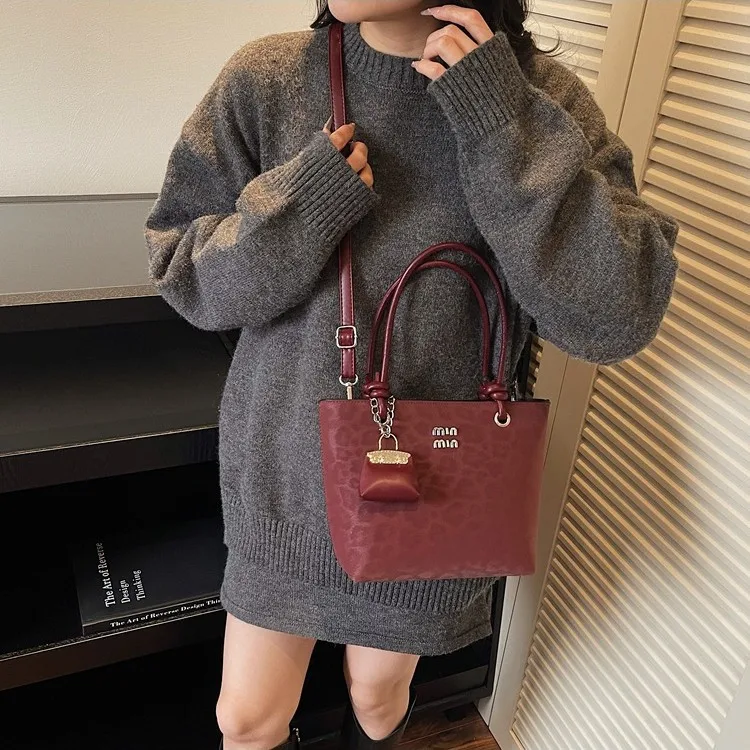 حقيبة كتف شتوية ليوبارد لعام 2025، محفظة ركاب واسعة للنساء، حقيبة عصرية من اليوم إلى الليل، حقيبة كروس بسيطة، محكم #2