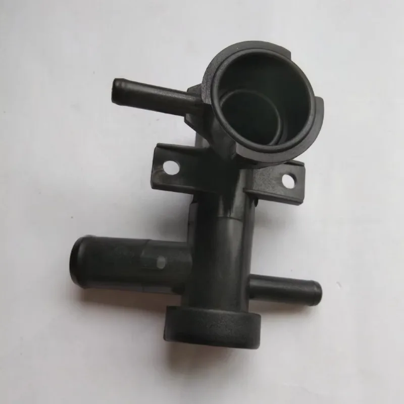 

MR497153 Car Parts Cooling System Engine Coolant Thermostat Housing for Mitsubishi Express High Quality Accesorios Para Auto