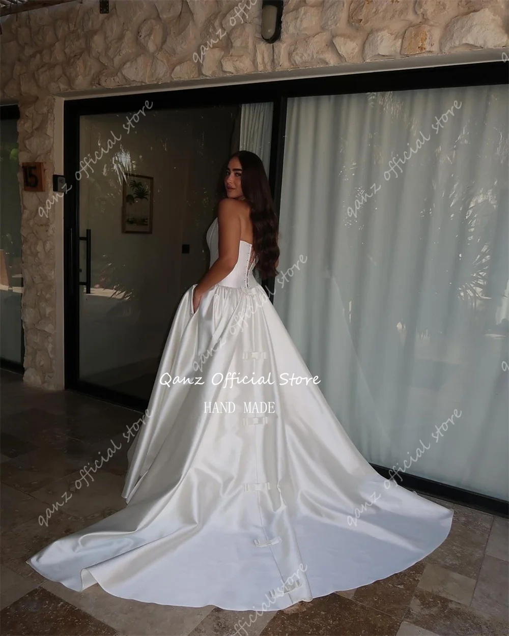 Qanz Vintage White Satin Wedding Dresses for Women Sweep Train with Pockets Vestidos De Novia Corset Bridal Gowns Customized