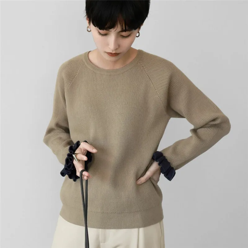 Wooden ear lace collar color matching wool sweater female pullover loose warm knit bottoming shirt long sleeve.