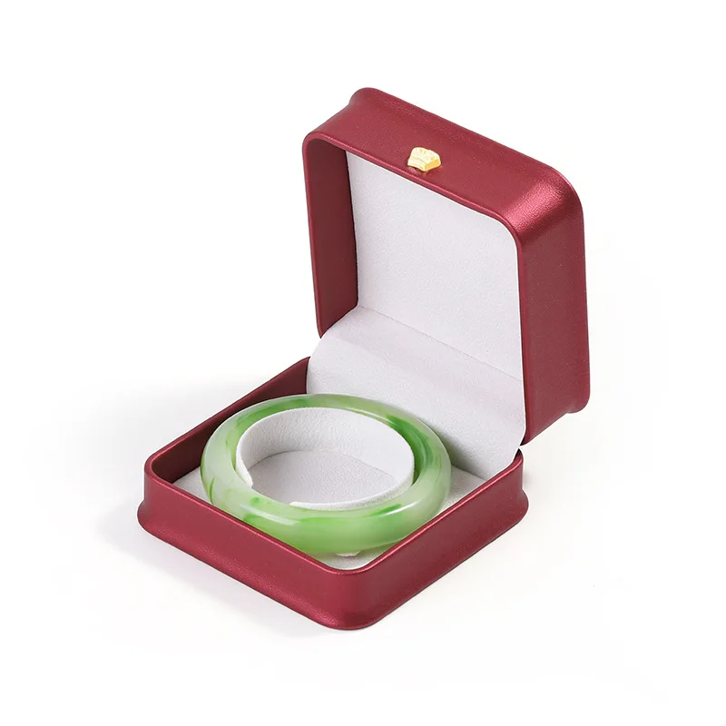 Новая роскошная коробка из искусственной кожи для квадратных браслетов, шкатулки для хранения ожерелий и ювелирных изделий, Женская упаковка для прилавка для помолвки и свадьбы